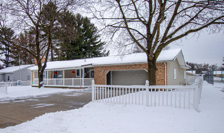 Property Photo: 508 Emory Street MI 49329