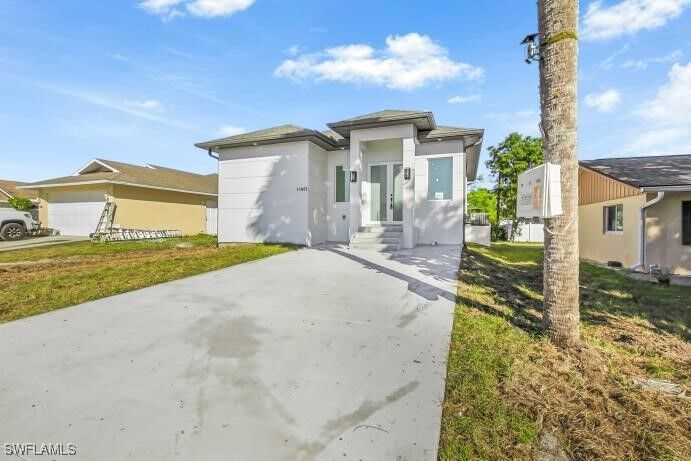 Property Photo: 11607 Pawley Avenue FL 34135