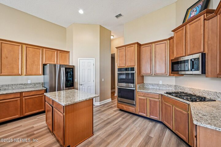 Property Photo: 5300 Rising Sun Court FL 32259