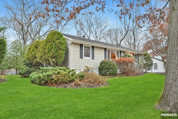 Property Photo: 3 Hinson Place NJ 07656