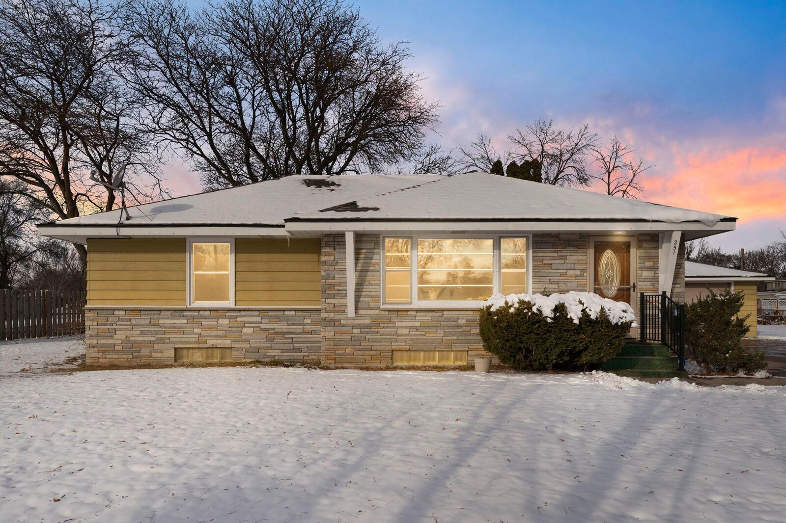 Property Photo:  251 91st Avenue NE  MN 55434 