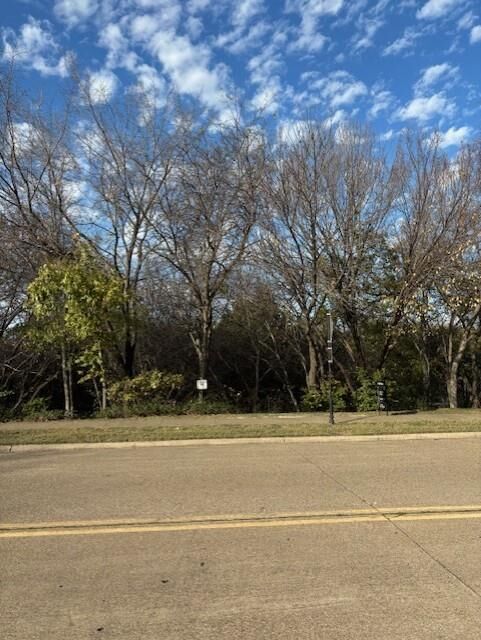 Property Photo:  2009 Valley View Drive  TX 75104 