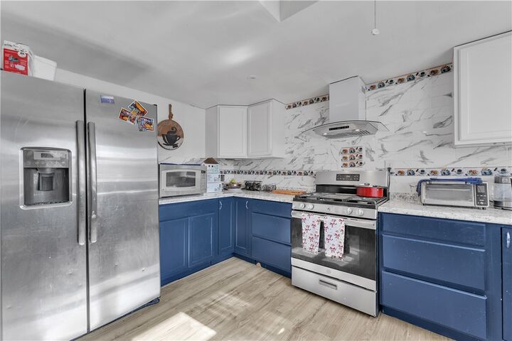 Property Photo:  1100 Banz Road  AR 72758 