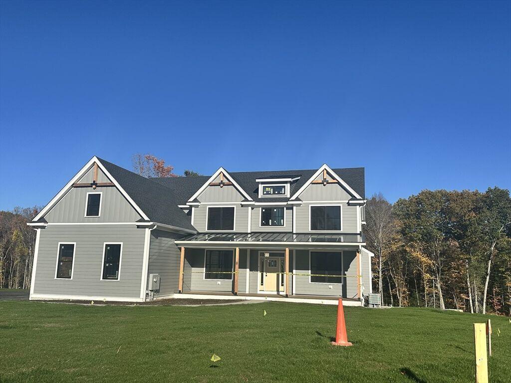 Property Photo:  8 Cranberry Meadow Way  MA 01864 