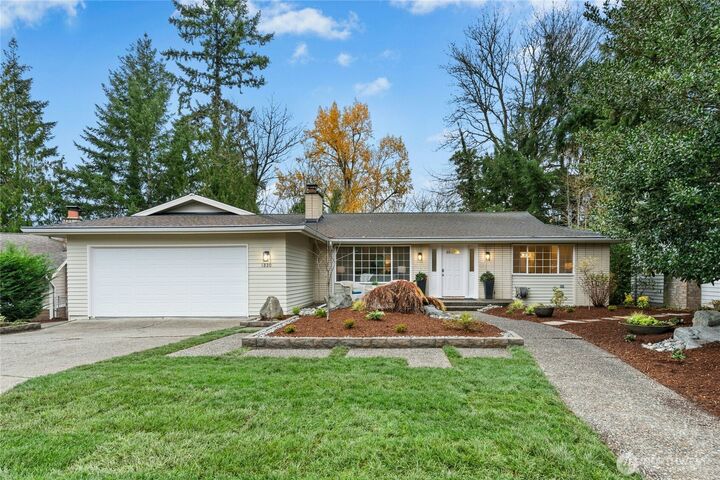 1820  175th Place NE  Bellevue WA 98008 photo