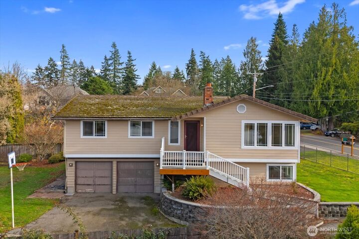 4517  76th Street SW  Mukilteo WA 98275 photo