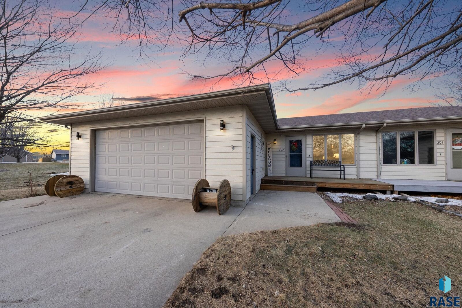 Property Photo:  203 S West Ave Avenue  SD 57020 