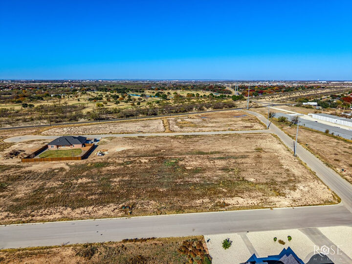 Property Photo: 1806 Fringe Circle TX 76904