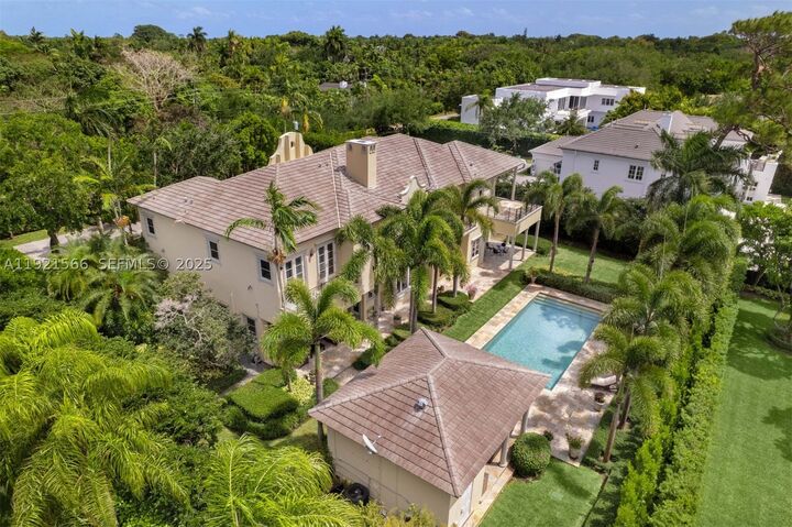 Property Photo: 8010 Ponce De Leon Rd FL 33143