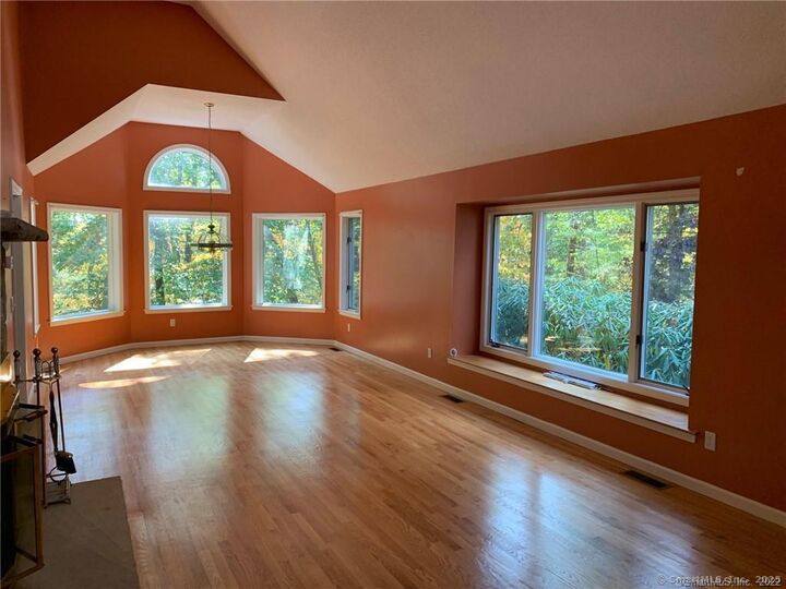 Property Photo:  380 Huckleberry Hill Road  CT 06001 