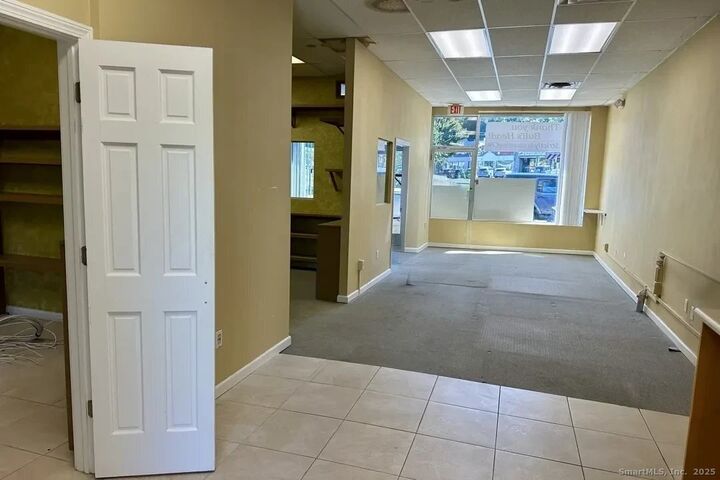 Property Photo:  3034 Summer Street  CT 06905 