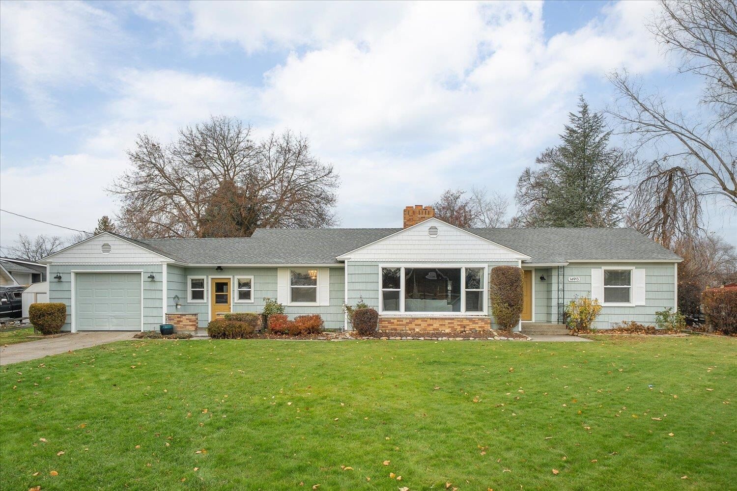 Property Photo:  14913 E Valleyway Ave  WA 99216 