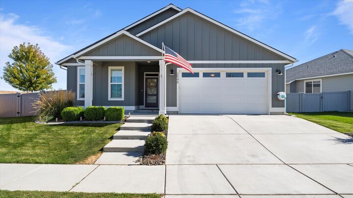 Property Photo: 2548 Clark Ridge Dr WA 99352