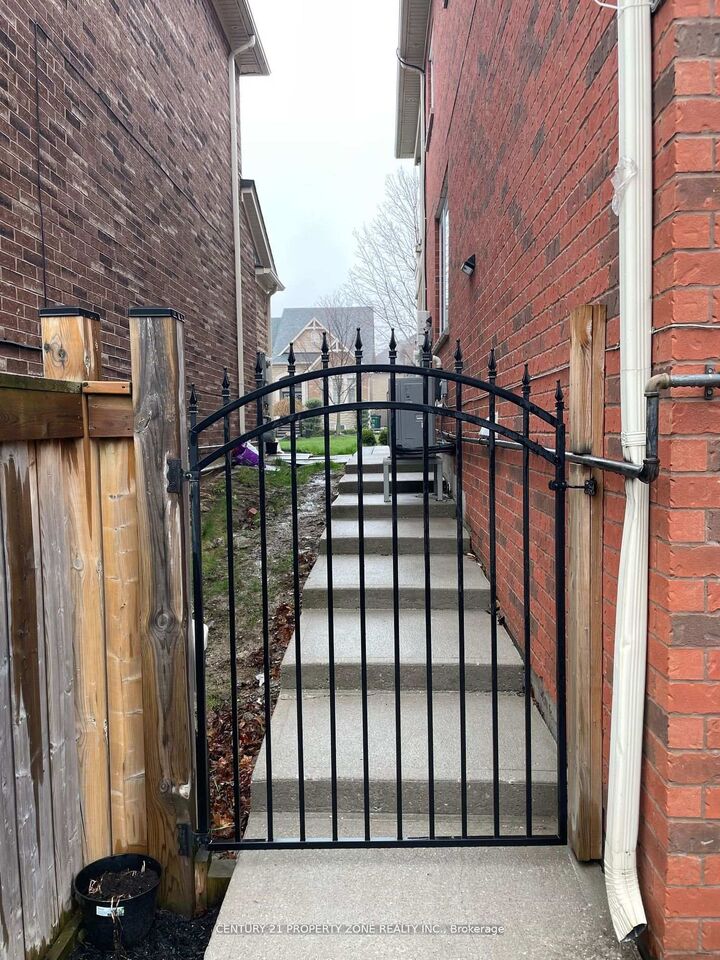 Property Photo: 9195 Creditview Road Bsmt ON L6X 0W8