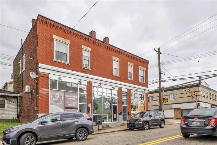 Property Photo:  1000 Chartiers Ave  PA 15220 