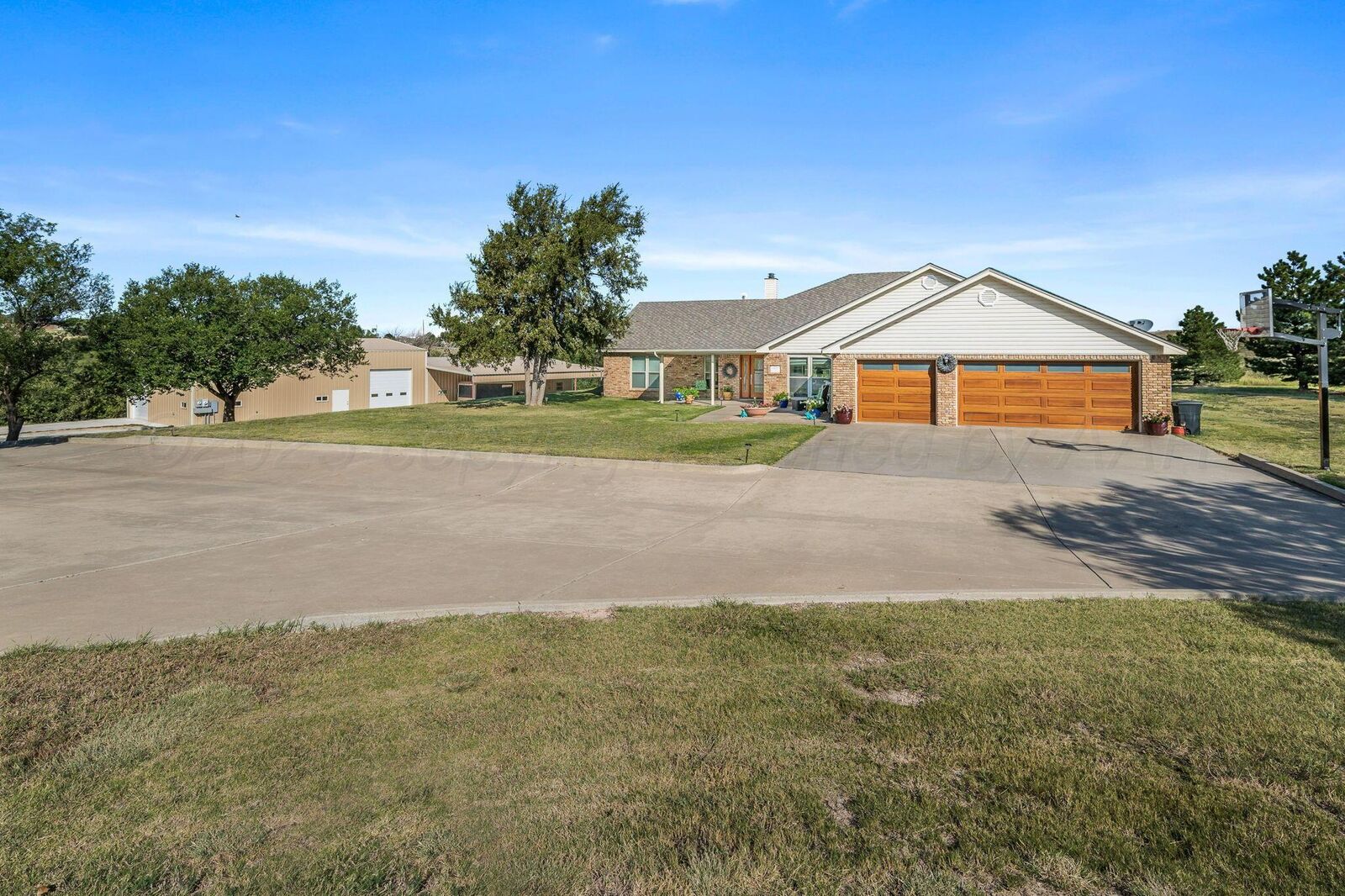 Property Photo: 1801 Sweetwater Trail TX 79124-3738