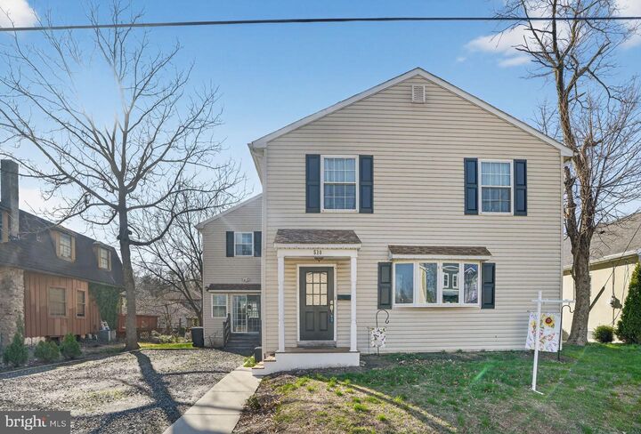 Property Photo: 510 Rhoads Ave NJ 08033