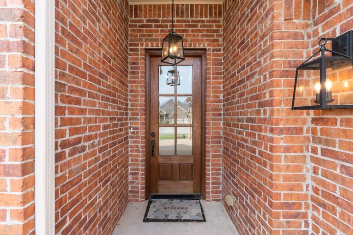 Property Photo:  700 SW Sterling  AR 72712 