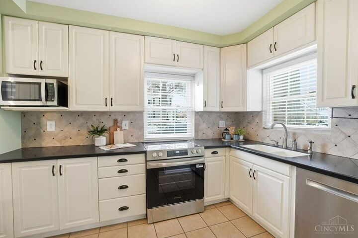 Property Photo: 3935 Eileen Drive OH 45209