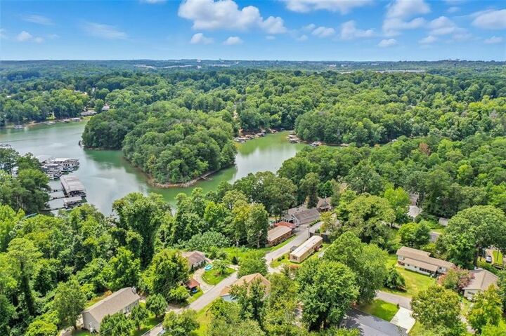 Property Photo: 2195 Pinetree Drive GA 30041