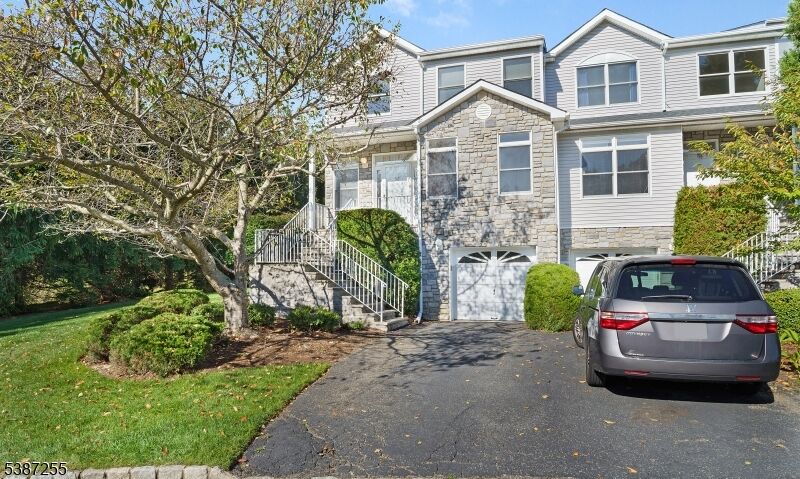 Property Photo:  52 Wiley Ct  NJ 07950 