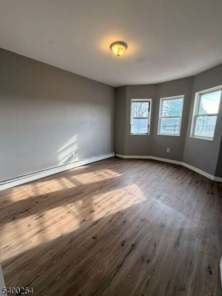 Property Photo:  266 1st St 2  NJ 07206 