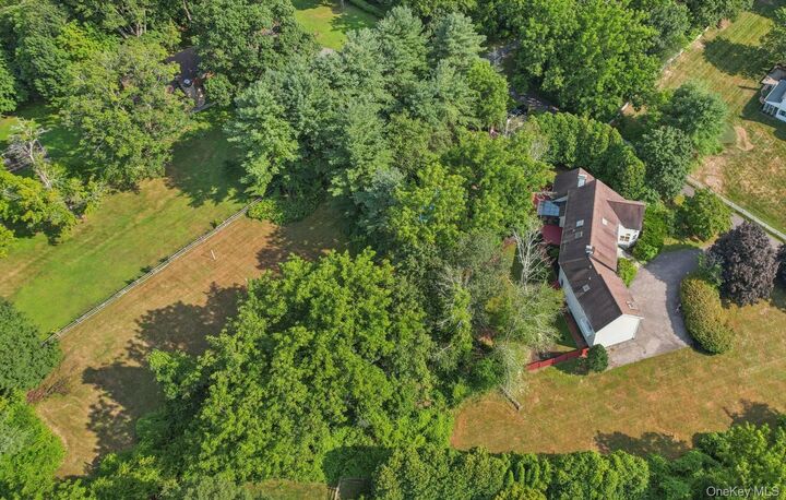 Property Photo: 7 Dickson Lane NY 10549