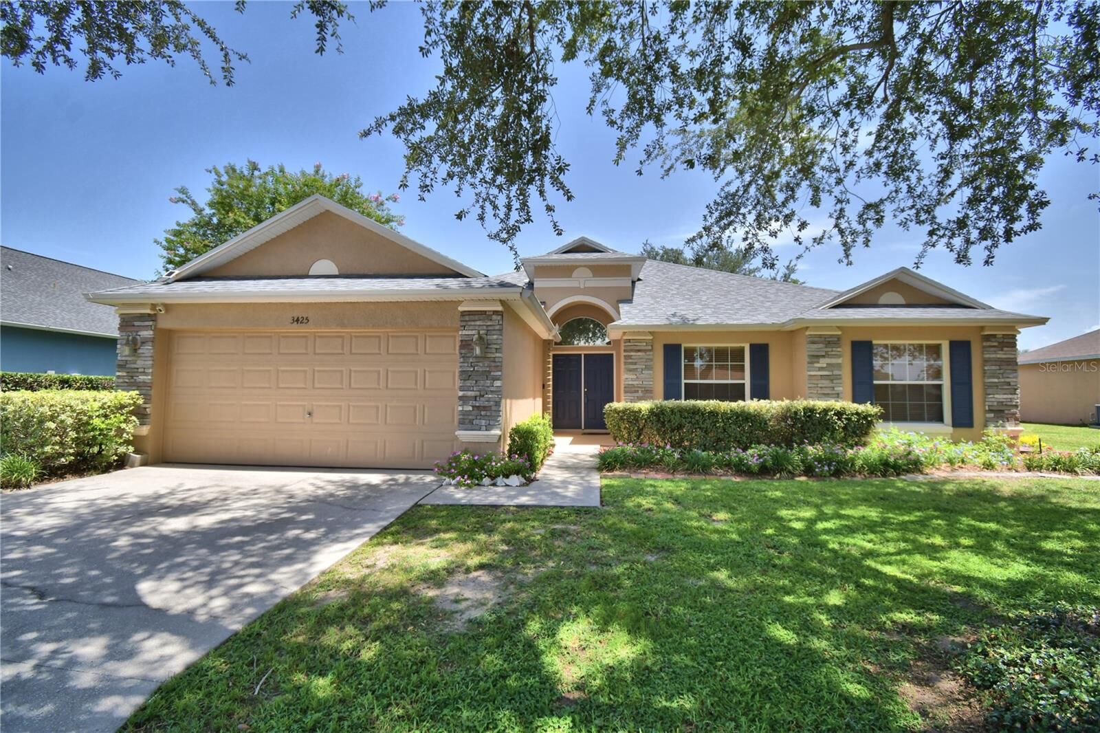 Property Photo: 3425 Stoneway Drive FL 33812