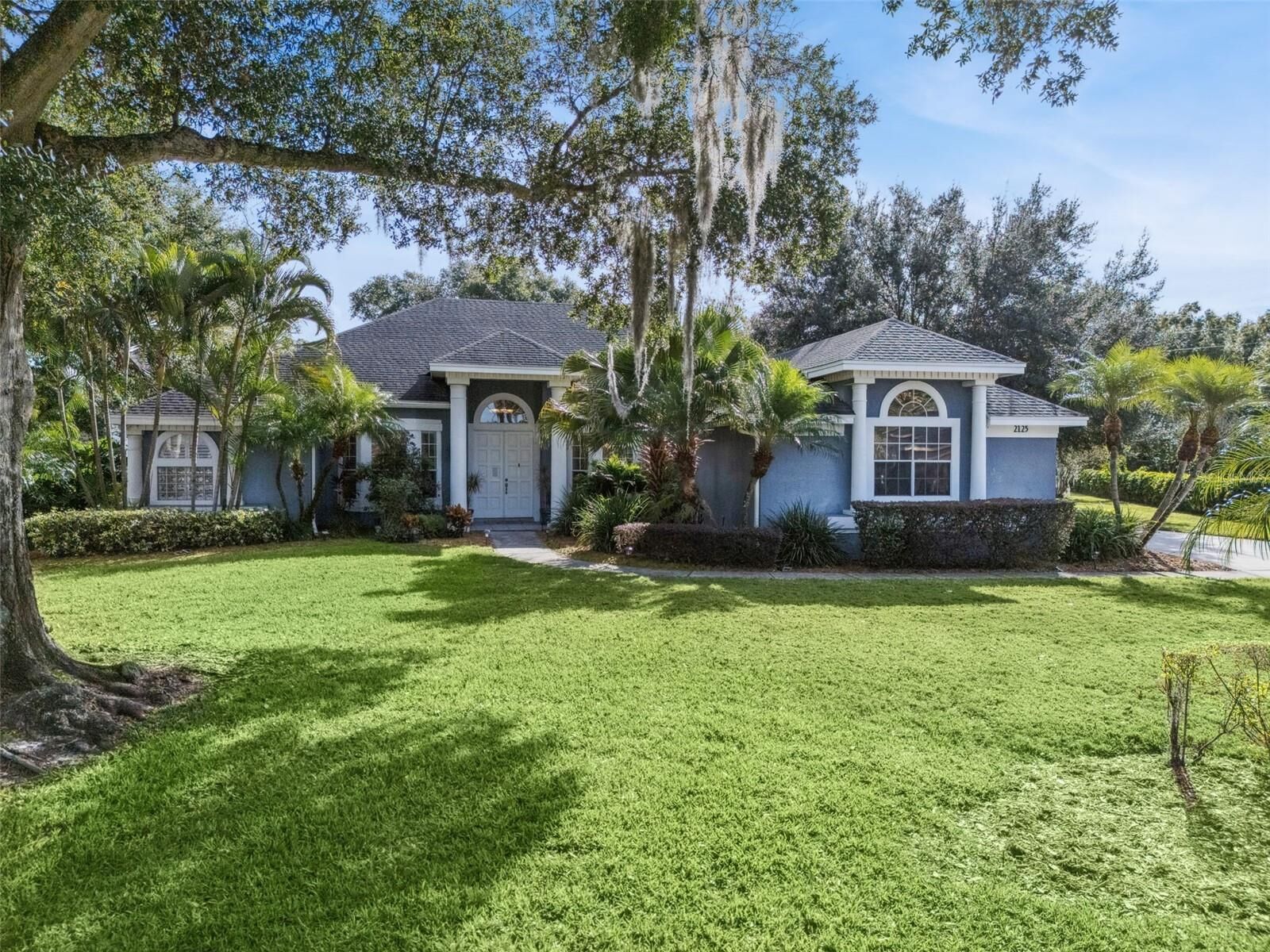 Property Photo:  2125 Kane Park Way  FL 34786 