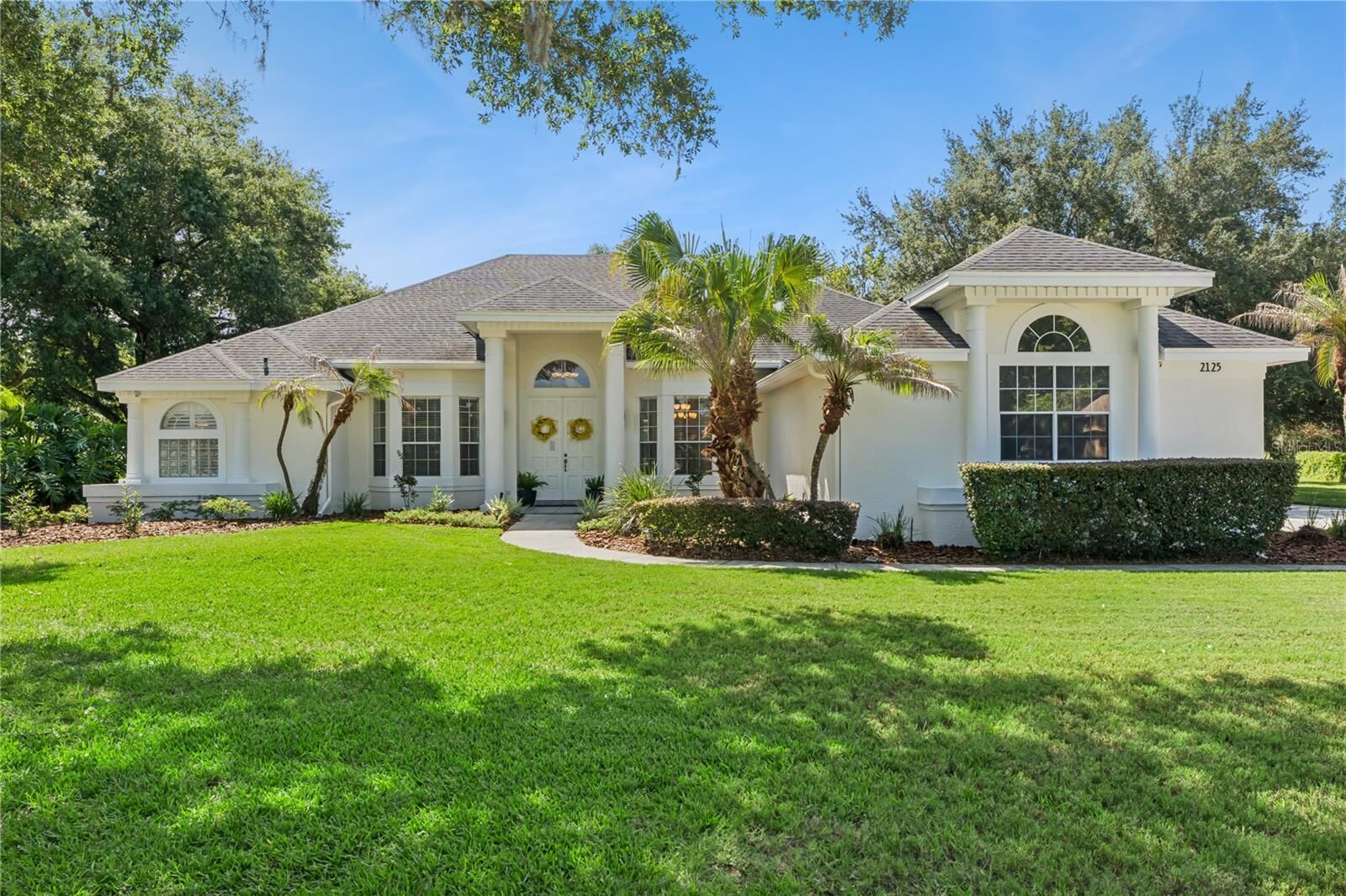 Property Photo:  2125 Kane Park Way  FL 34786 