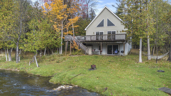 11241 Somers Lane  Honor MI 49640 photo