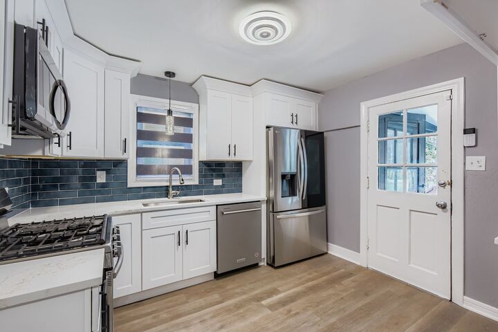 Property Photo: 8841 S Utica Street IL 60805