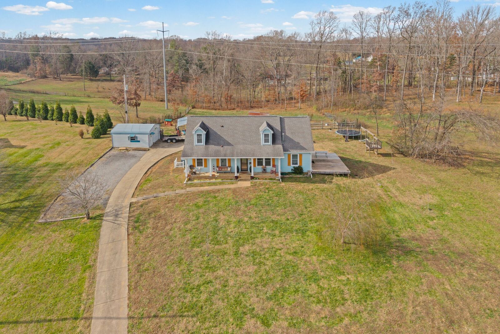 Property Photo: 898 Durham Rd TN 37010