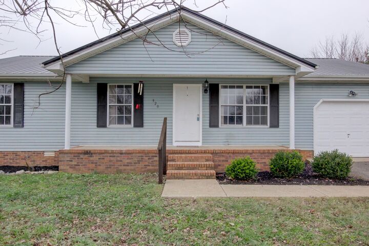 Property Photo: 920 Linda Dr KY 42262