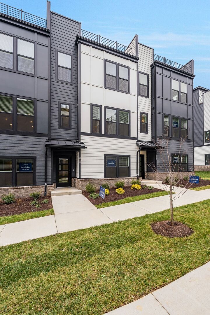 Property Photo: 215 Harmony Aly TN 37207