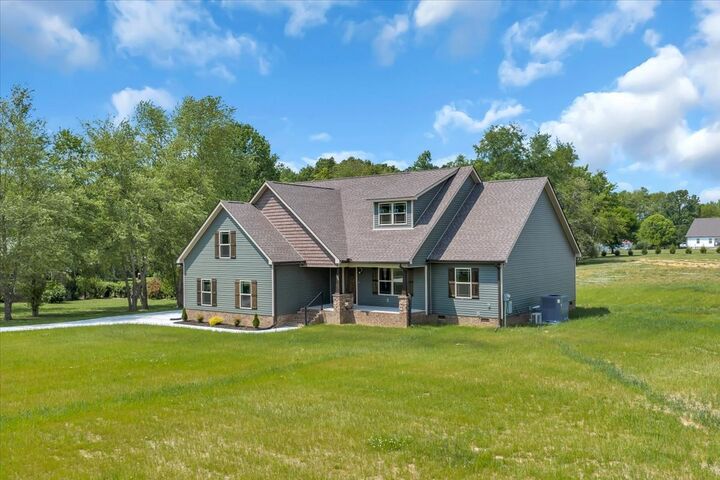 Property Photo: 188 Wiseman Ln TN 37398