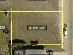 Property Photo:  1022 NE 5th Place  FL 33909 