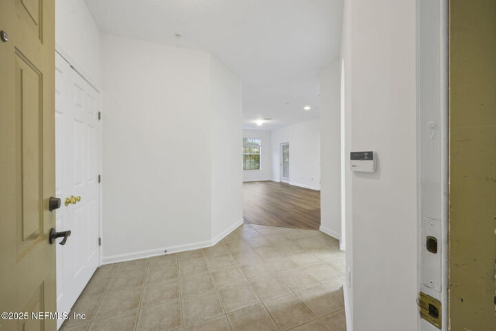 Property Photo:  7801 Point Meadows Drive 2410  FL 32256 
