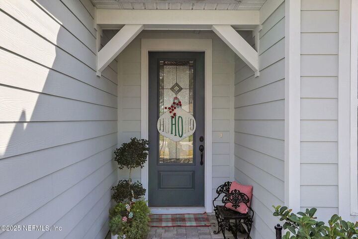 Property Photo:  10947 Town View Drive  FL 32256 