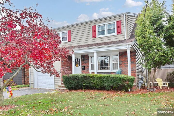 7 Azalea Drive  Wallington NJ 07057 photo