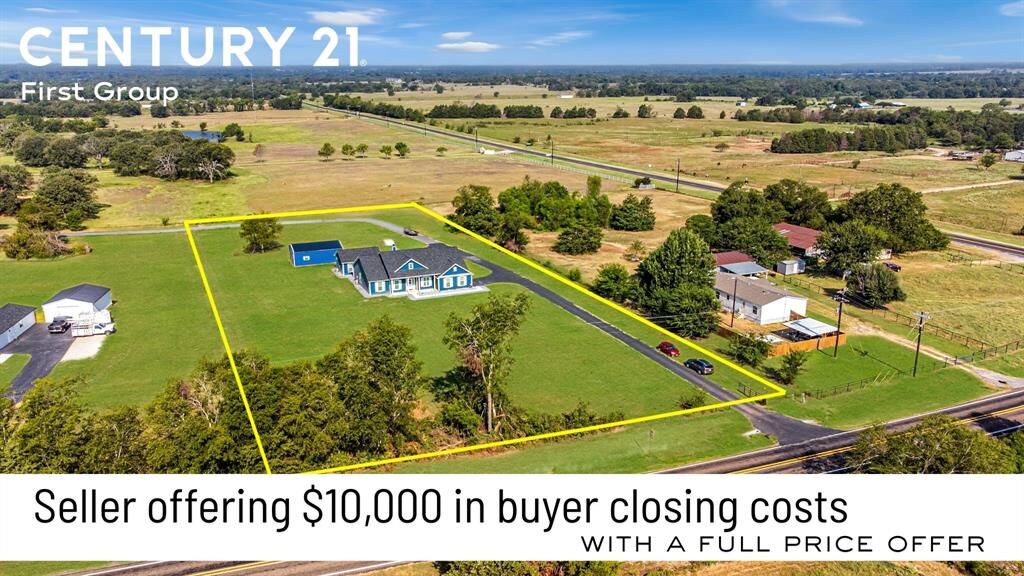 Property Photo:  27084 Fm 47  TX 75169 