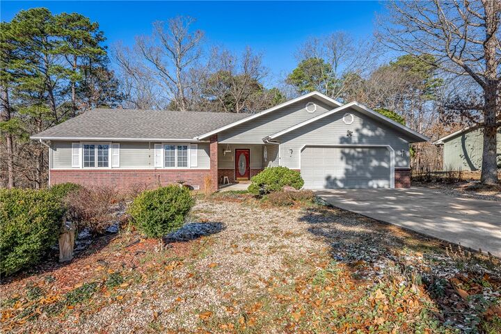 Property Photo:  4 Lyndhurst Drive  AR 72714 