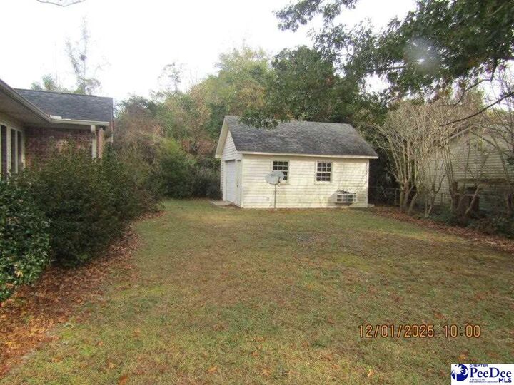 Property Photo: 864 Thunderbird Drive SC 29501
