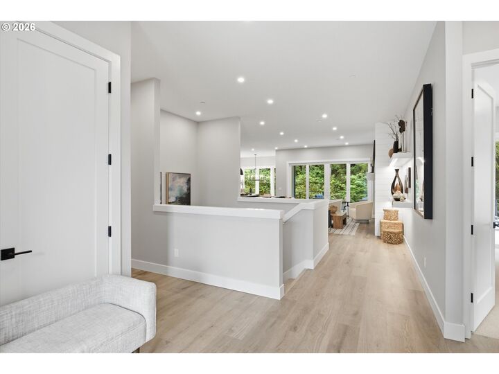 Property Photo:  750 Monica Ct  OR 97110 