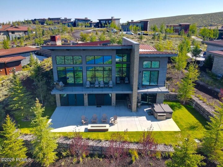 Property Photo: 6423 W Golden Bear Loop UT 84098