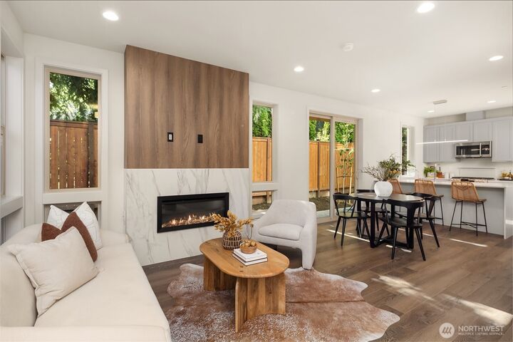 Property Photo: 641 18th Avenue W WA 98033