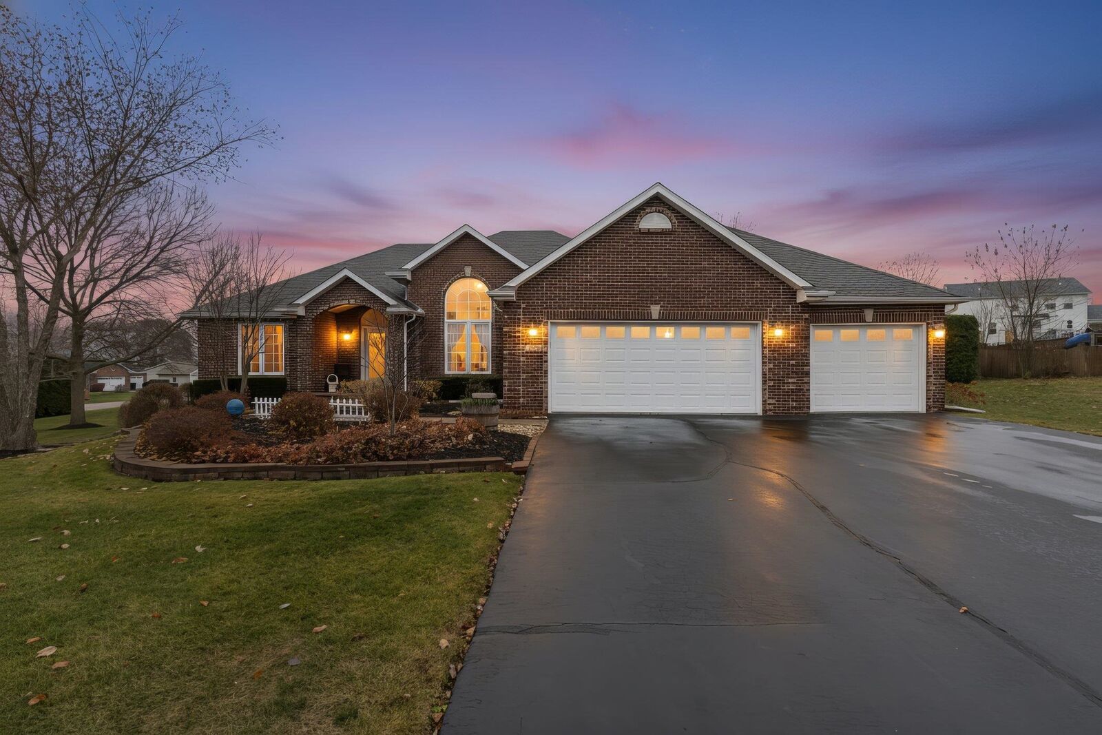 Property Photo:  638 Merrion Road  IL 61073 