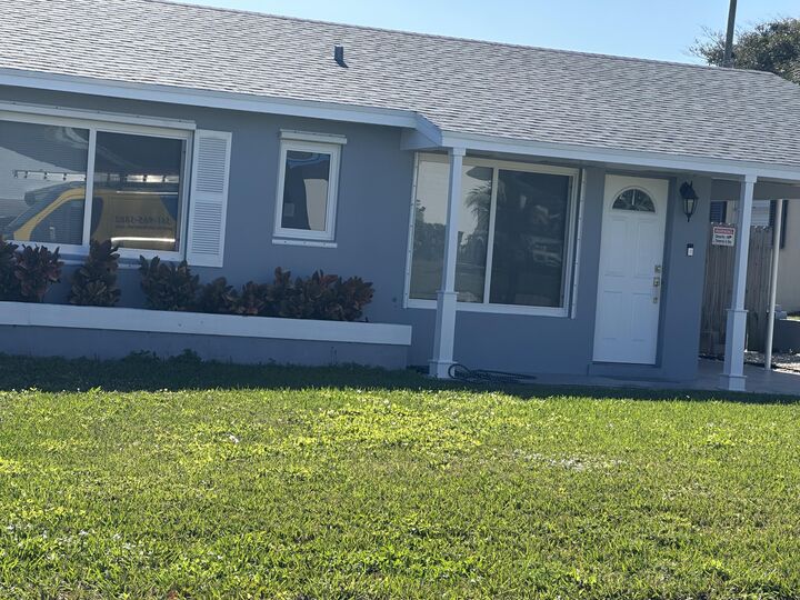Property Photo: 1092 Florence Road FL 33462