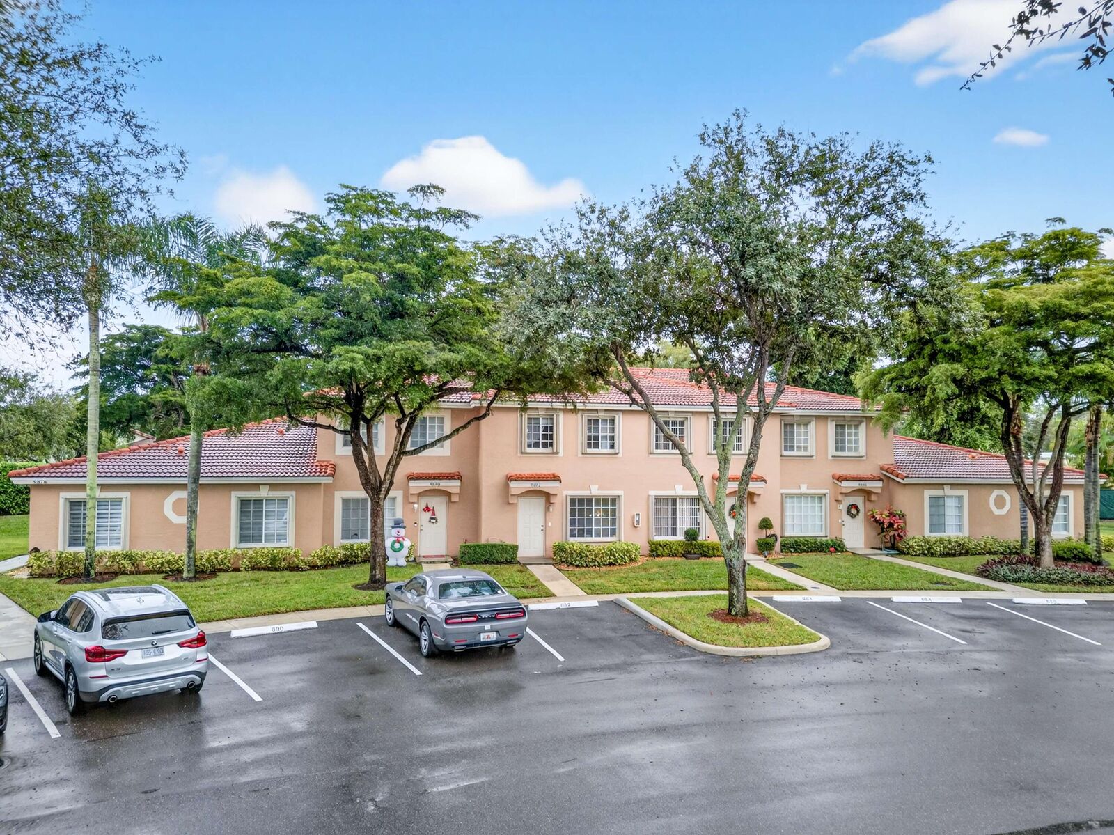 Property Photo: 9880 Kamena Circle FL 33436