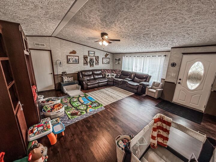 Property Photo: 4615 Tompkinsville Road KY 42129